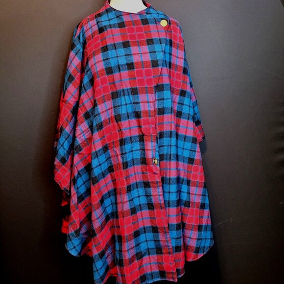 Vintage Wool Cape Poncho Burgundy Blue Plaid Button Front OSFM Canada - Picture 1 of 10